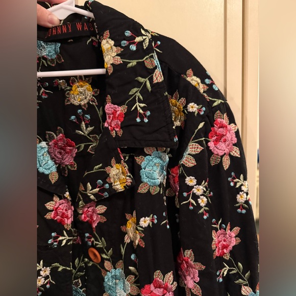 Johnny Was Embroidered Long Black Jacket Colorful Floral Lightweight Boho Large - Picture 7 of 8